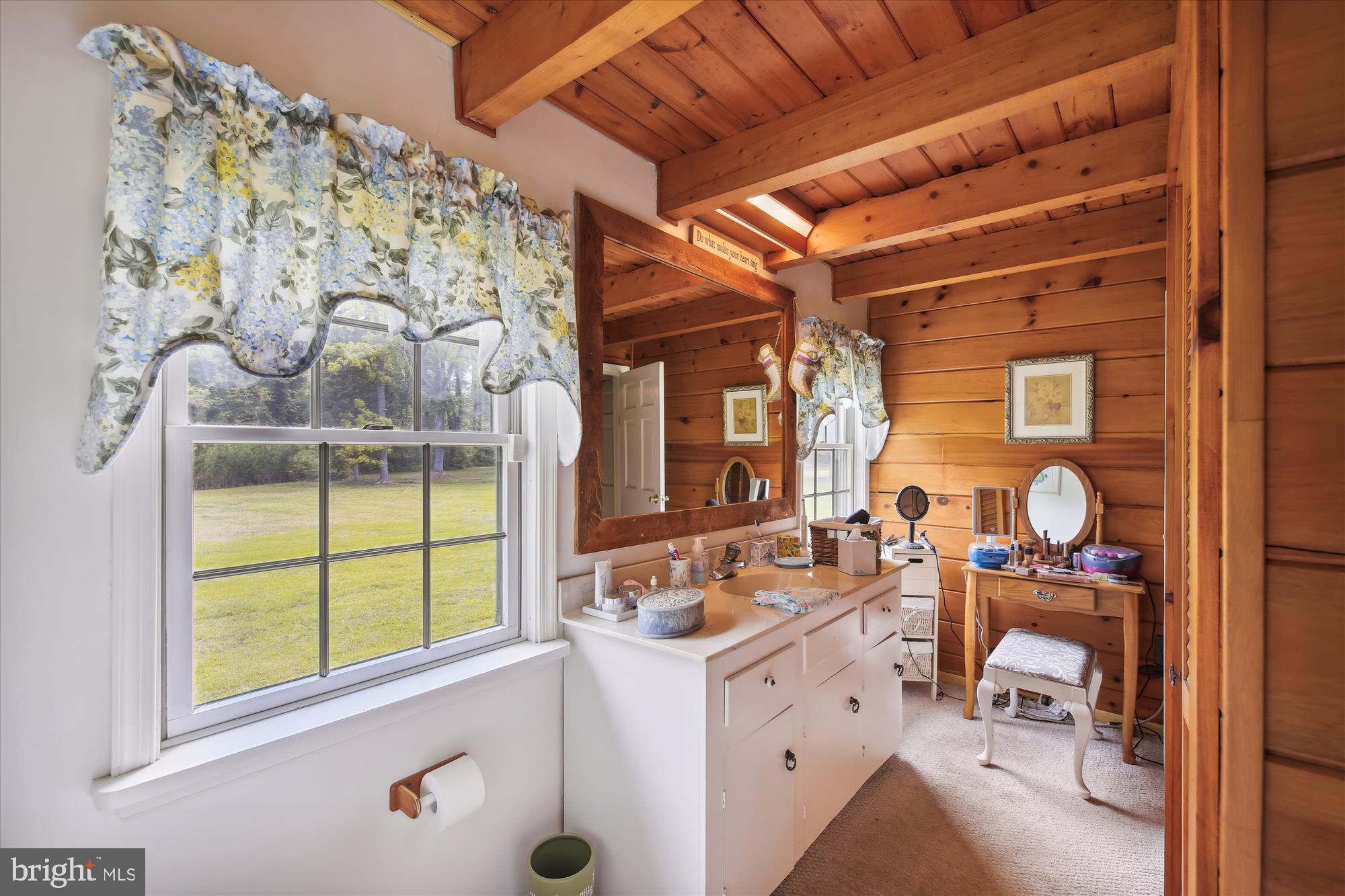 26463 Asbury Avenue Crisfield, MD 21817 - Photo 47 of 94 First floor primary bath