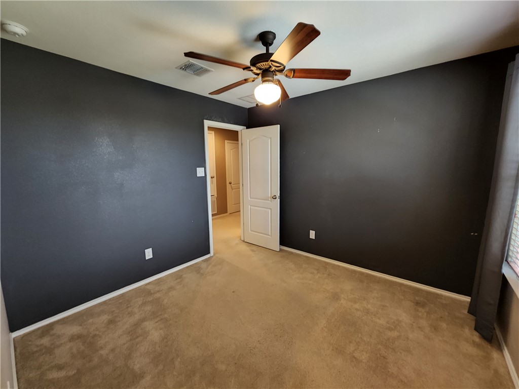 222 Telluride Drive Georgetown, TX 78626 - Photo 19 of 38