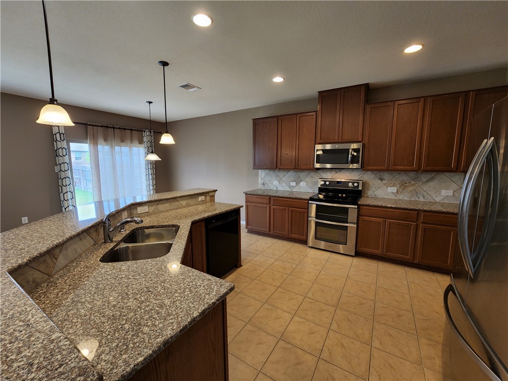 222 Telluride Drive Georgetown, TX 78626 - Photo 7 of 38