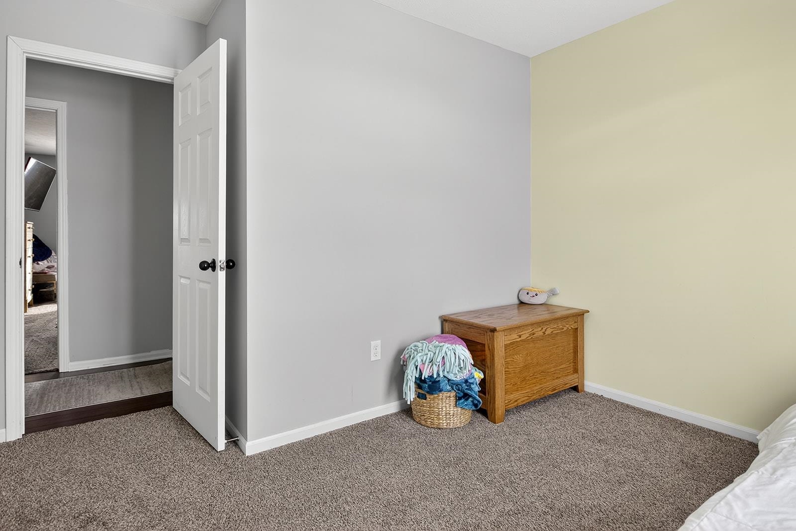 6915 Winterberry Road Loves Park, IL 61111 - Photo 9 of 27