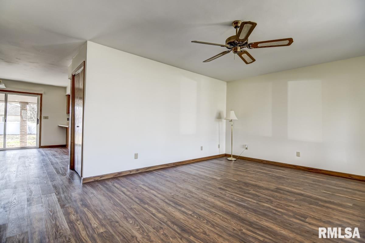 111 Allegheny Road Rochester, IL 62563 - Photo 2 of 36