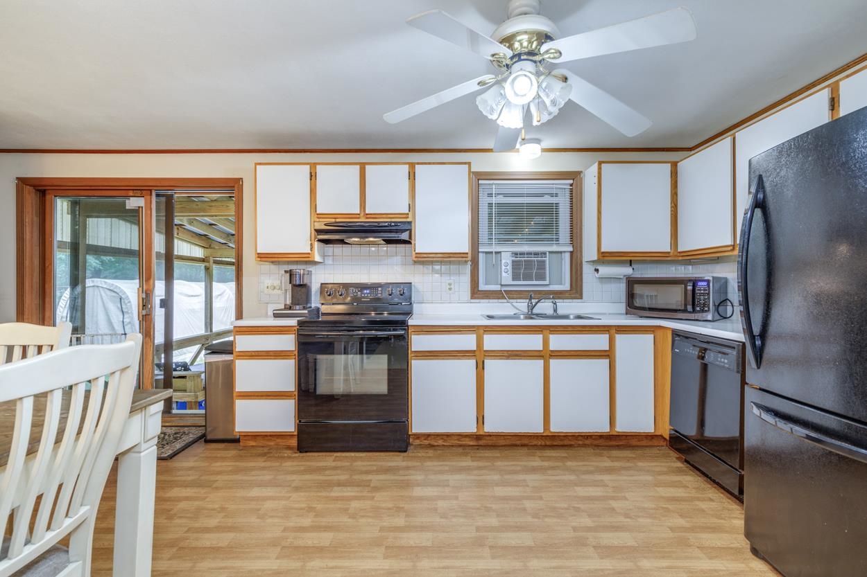 18 Garvin Road Derry, NH 03038 - Photo 38 of 40 Gallery Image 38