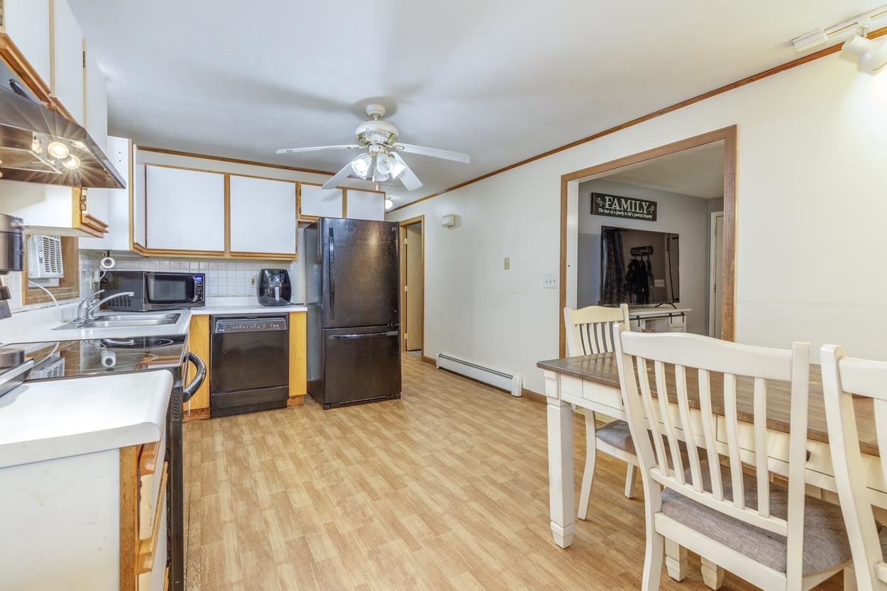 18 Garvin Road Derry, NH 03038 - Photo 4 of 40 Gallery Image 4