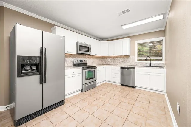 $135,000 | 108 East Hampton Drive, Pineville, LA 71360