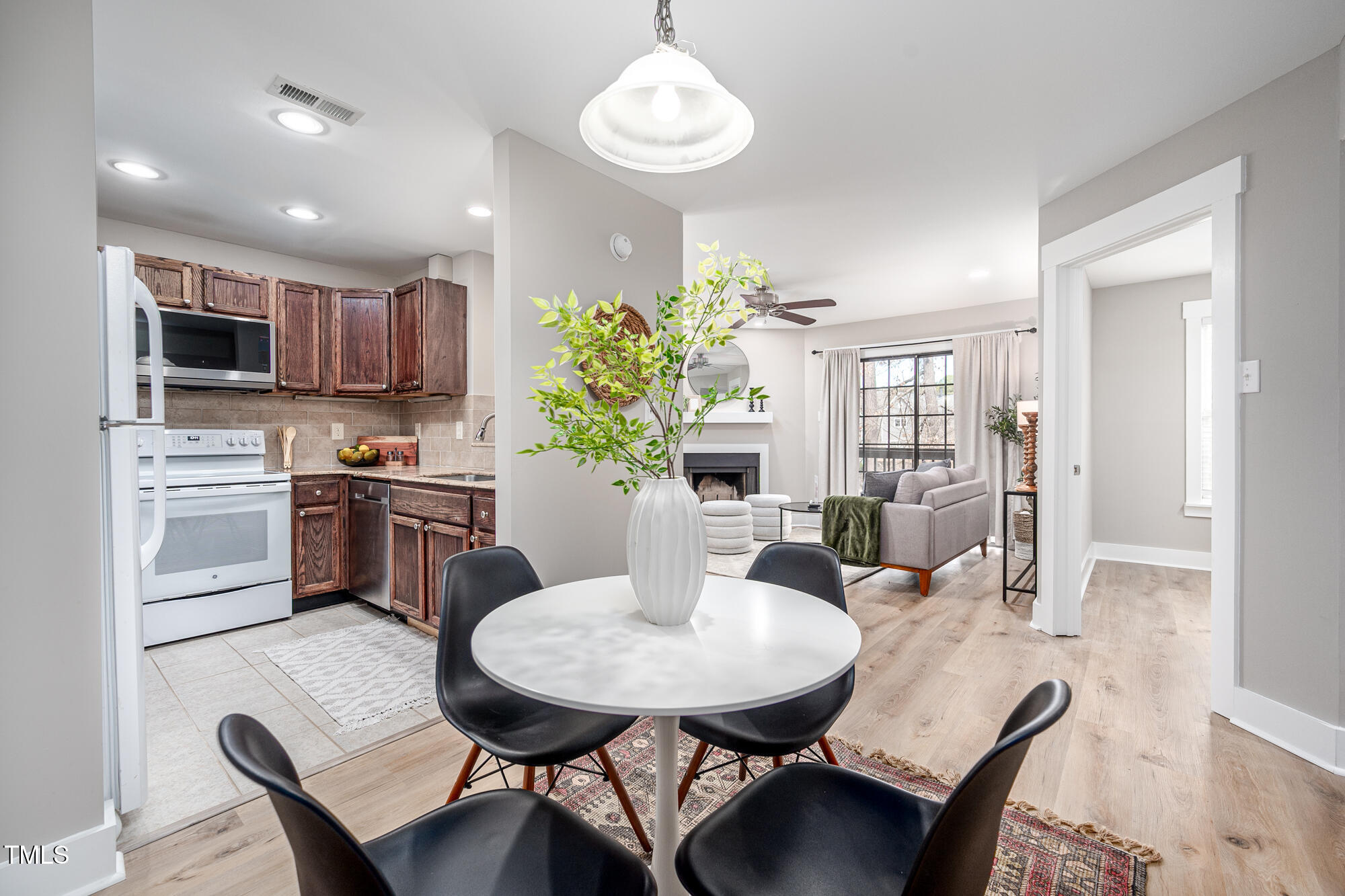 3805 Chimney Ridge Place, Unit 8 Durham, NC 27713 - Photo 14 of 34 3805ChimneyRidge-18