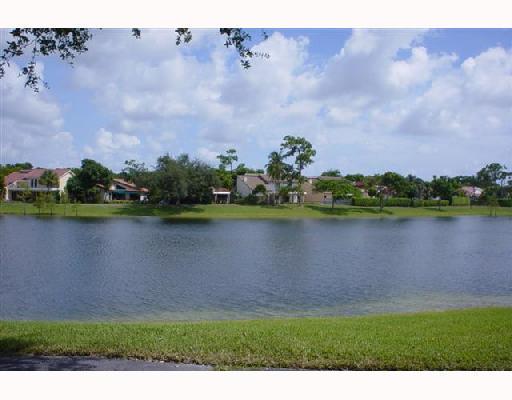 6561 Sweet Maple Lane Boca Raton, FL 33433 - Photo 3 of 9 Additional Photo