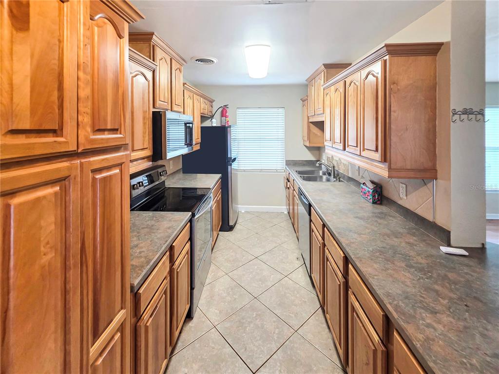 5117 Lake Howell Road Winter Park, FL 32792 - Photo 5 of 15