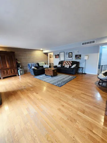 $679,000 | 7158 East County Road 200 North, Milan, IN 47031