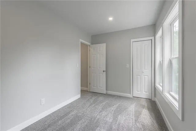 $159,000 | 410 Kensington Avenue, Kansas City, MO 64124