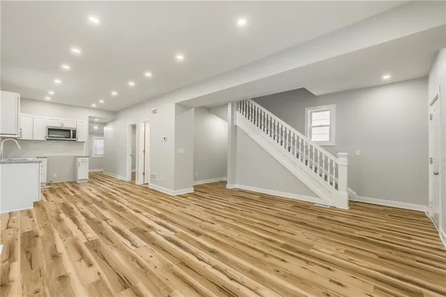 $159,000 | 410 Kensington Avenue, Kansas City, MO 64124