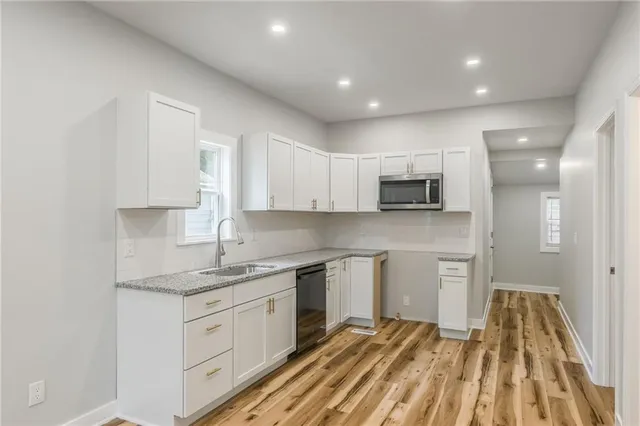 $159,000 | 410 Kensington Avenue, Kansas City, MO 64124