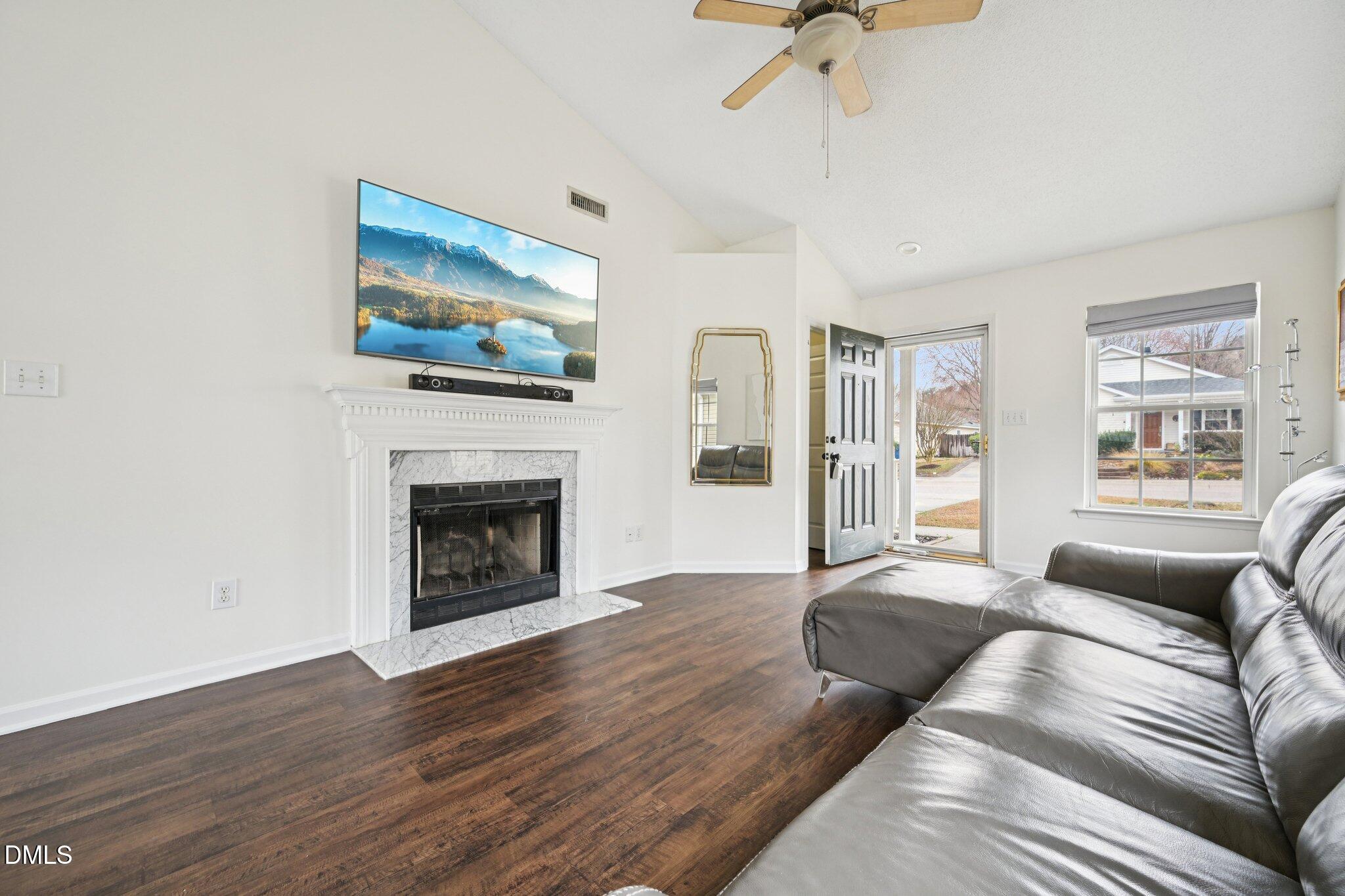 5004 Silverdene Street Raleigh, NC 27616 - Photo 10 of 34 10-web-or-mls-Silverdene St-S2802-010