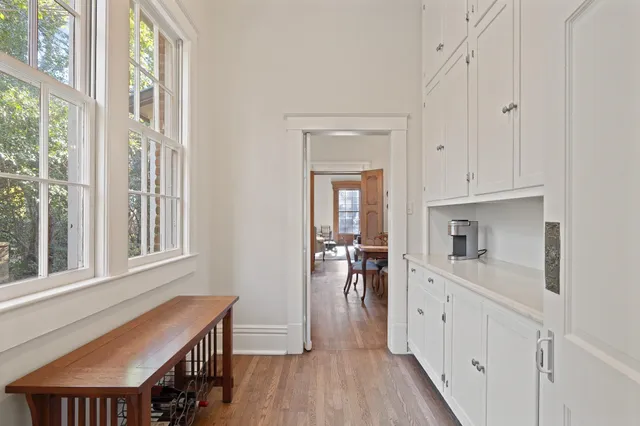 $689,000 | 2962 Midland Avenue, Memphis, TN 38111