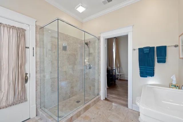 $689,000 | 2962 Midland Avenue, Memphis, TN 38111