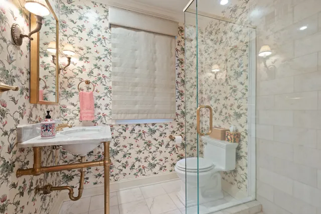 $689,000 | 2962 Midland Avenue, Memphis, TN 38111