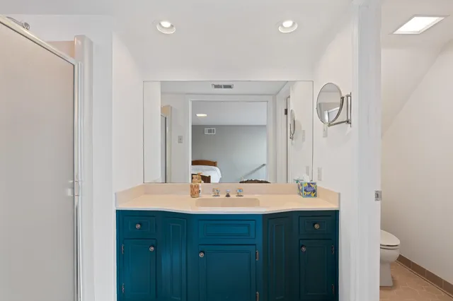 $689,000 | 2962 Midland Avenue, Memphis, TN 38111