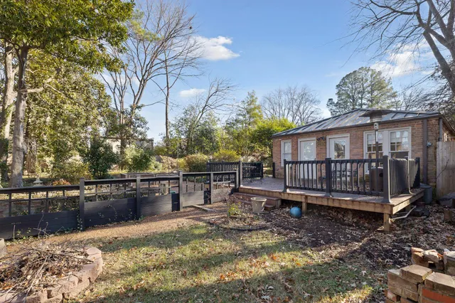 $689,000 | 2962 Midland Avenue, Memphis, TN 38111