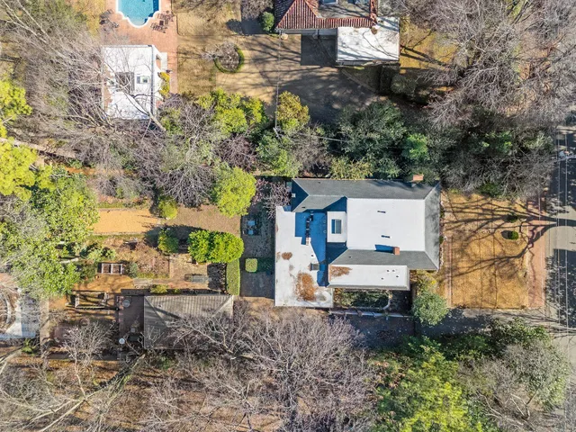 $689,000 | 2962 Midland Avenue, Memphis, TN 38111