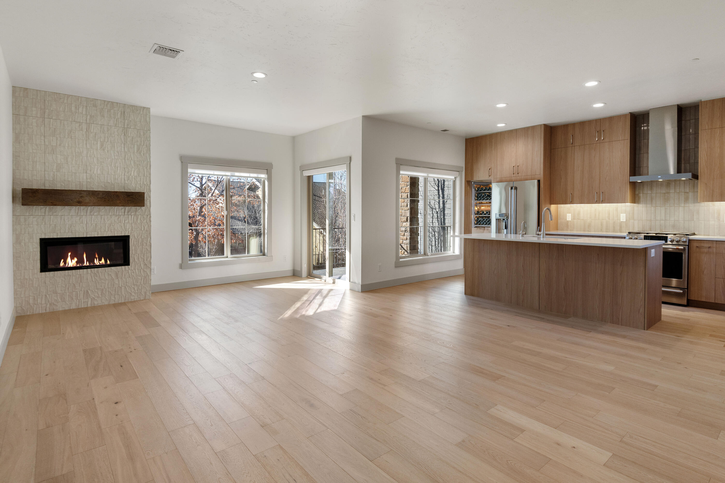 680 Southwest Otter Way Bend, OR 97702 - Photo 11 of 48 a view of kitchen and kitchen with furniture wooden floor and window
