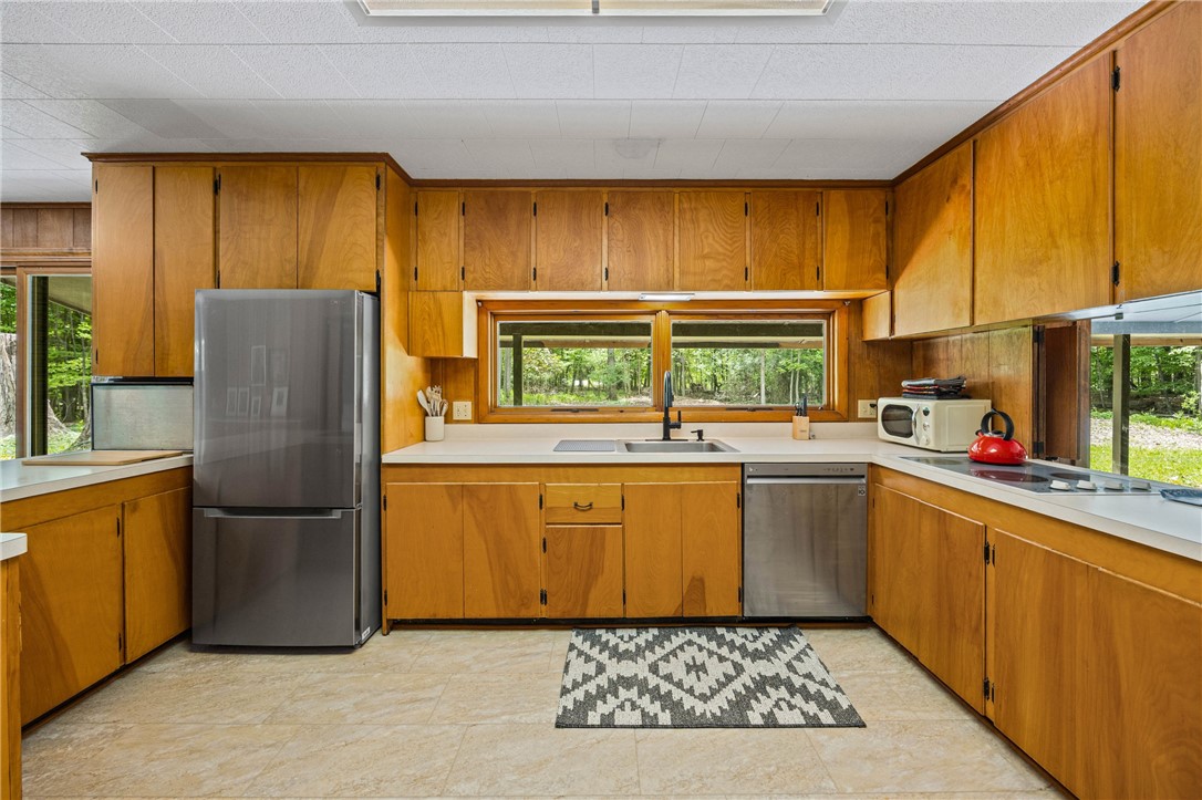 1455 Ayrault Road Perinton, NY 14450 - Photo 13 of 31