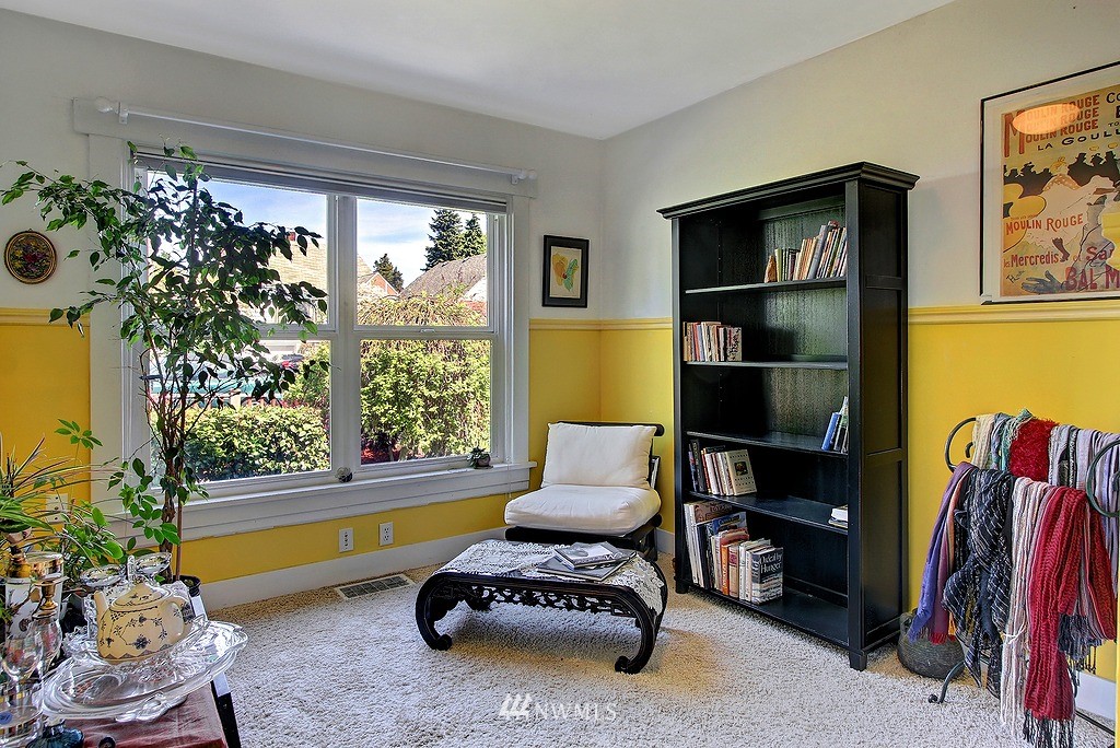 539 North 73rd Street Seattle, WA 98103 - Photo 6 of 7 Gallery Image 6