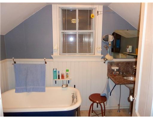 19 Short Road Barrington, RI 02806 - Photo 11 of 16 Bathroom.