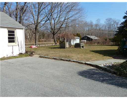 19 Short Road Barrington, RI 02806 - Photo 16 of 16 Yard/Garden.