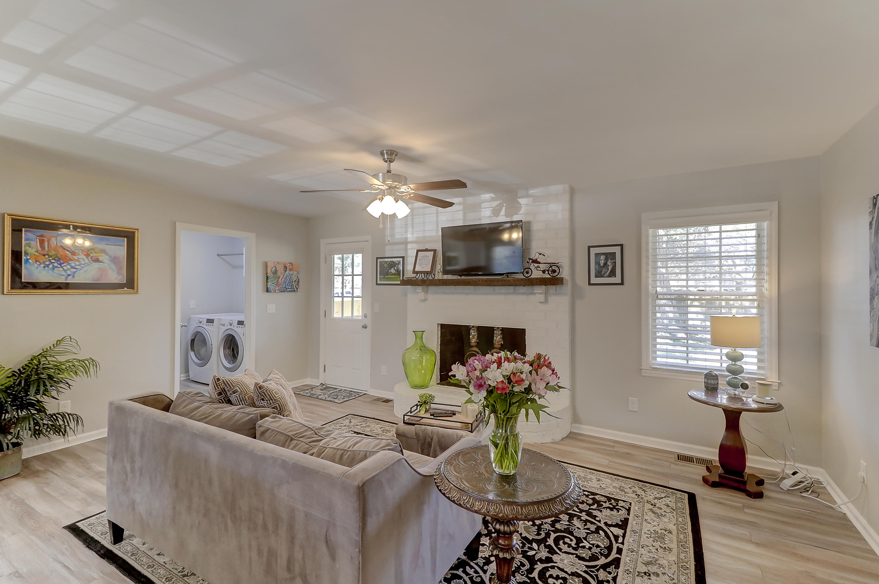 1760 Dogwood Road Charleston, SC 29414 - Photo 12 of 34 1760 Dogwood (12)