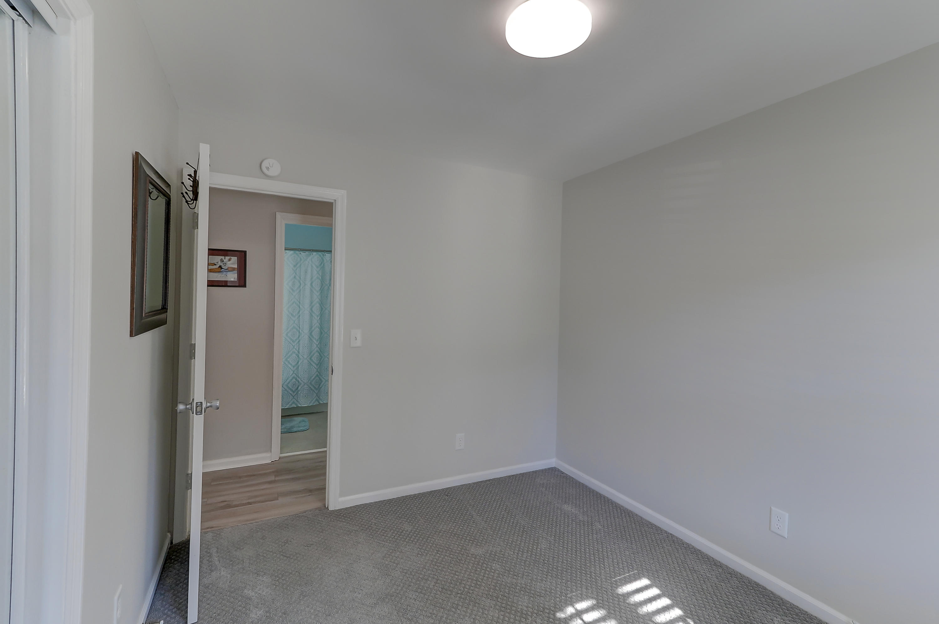 1760 Dogwood Road Charleston, SC 29414 - Photo 19 of 34 1760 Dogwood (19)