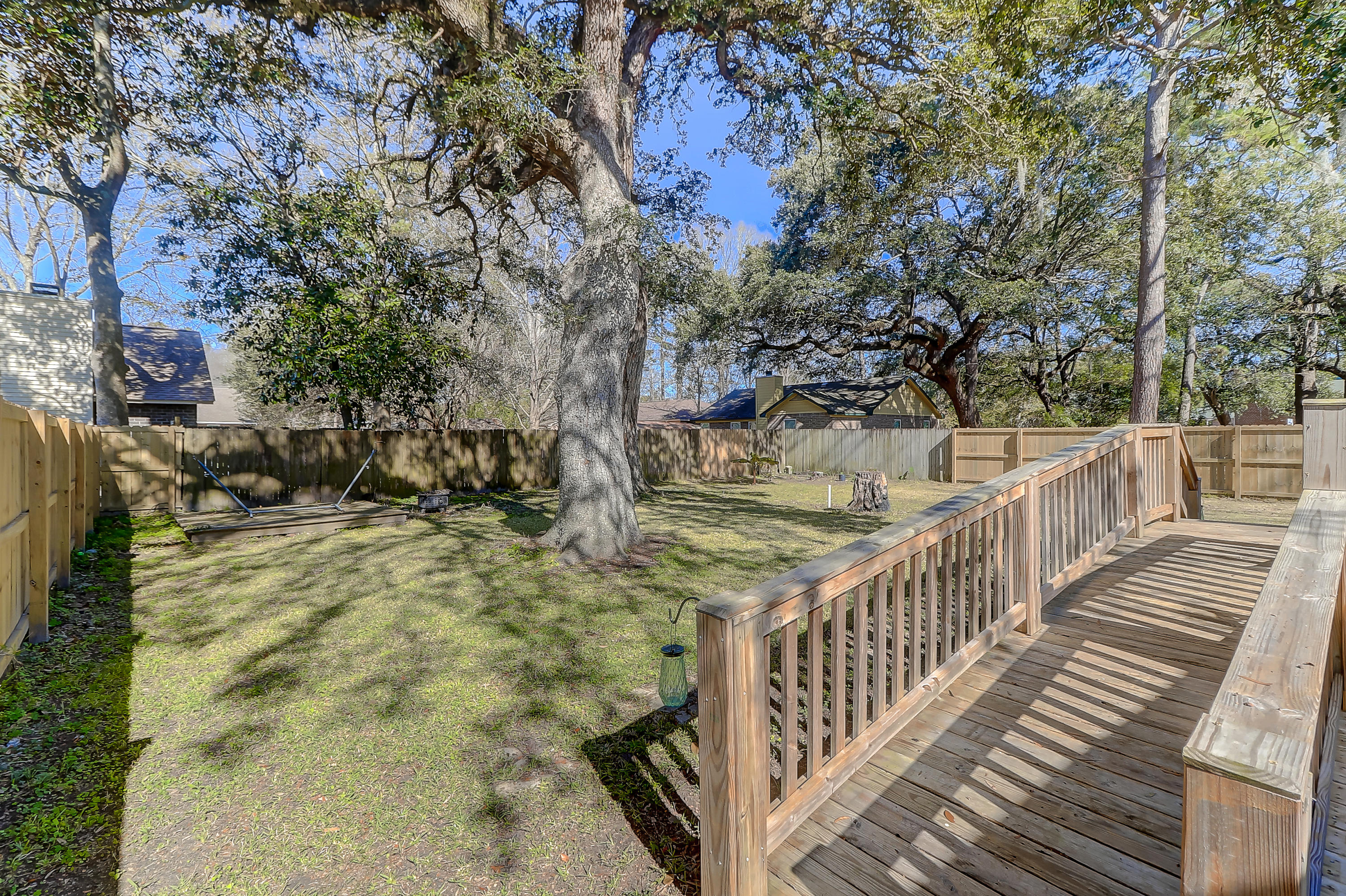 1760 Dogwood Road Charleston, SC 29414 - Photo 31 of 34 1760 Dogwood (31)
