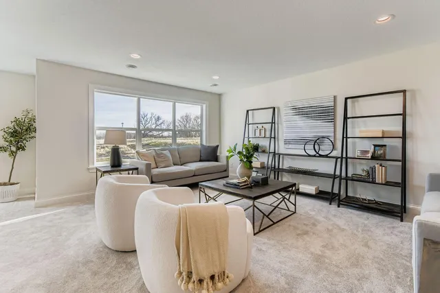 $586,900 | 13601 Arrowhead Way, Rosemount, MN 55068