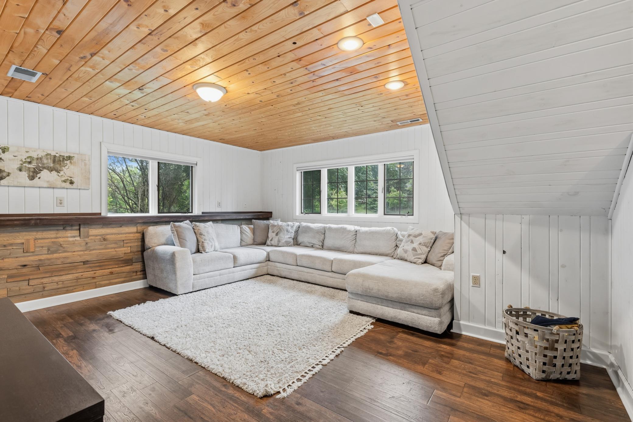 15469 Fish Point Road Prior Lake, MN 55372 - Photo 21 of 29 Gallery Image 21