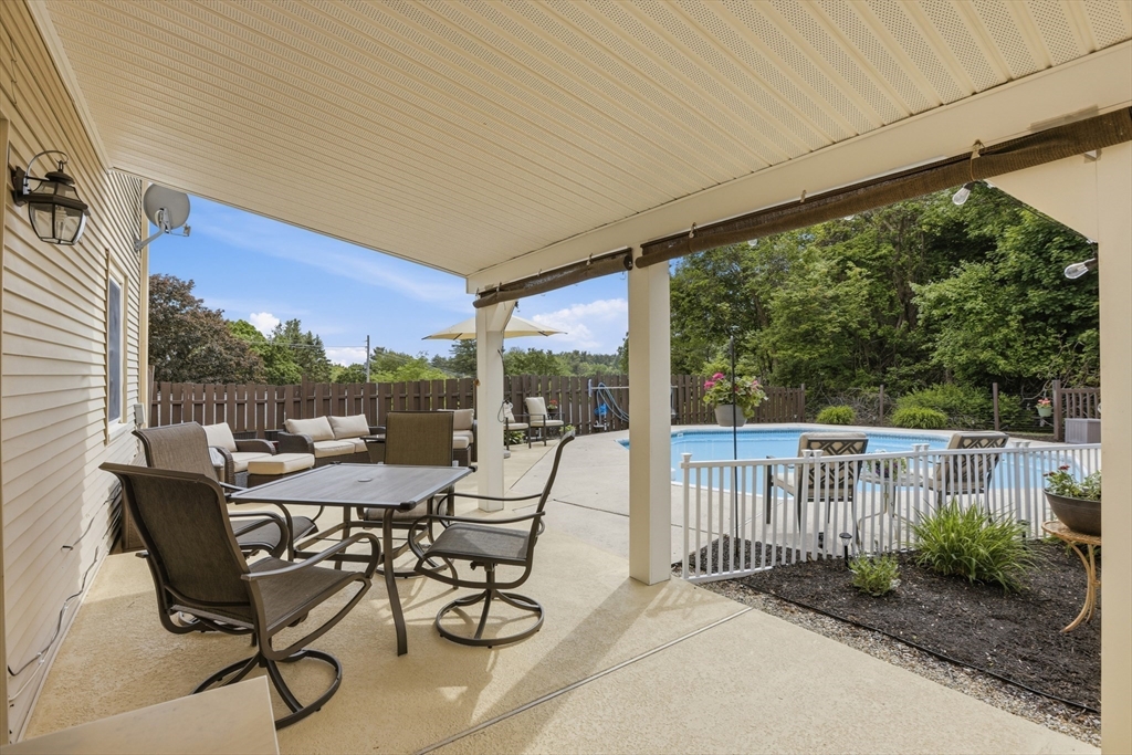 2 Alan Road Hudson, MA 01749 - Photo 31 of 42