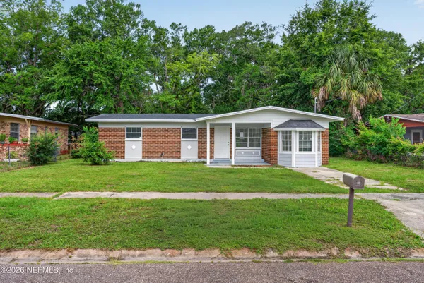 $174,500 | 7028 Lincoln Circle West, Jacksonville, FL 32209