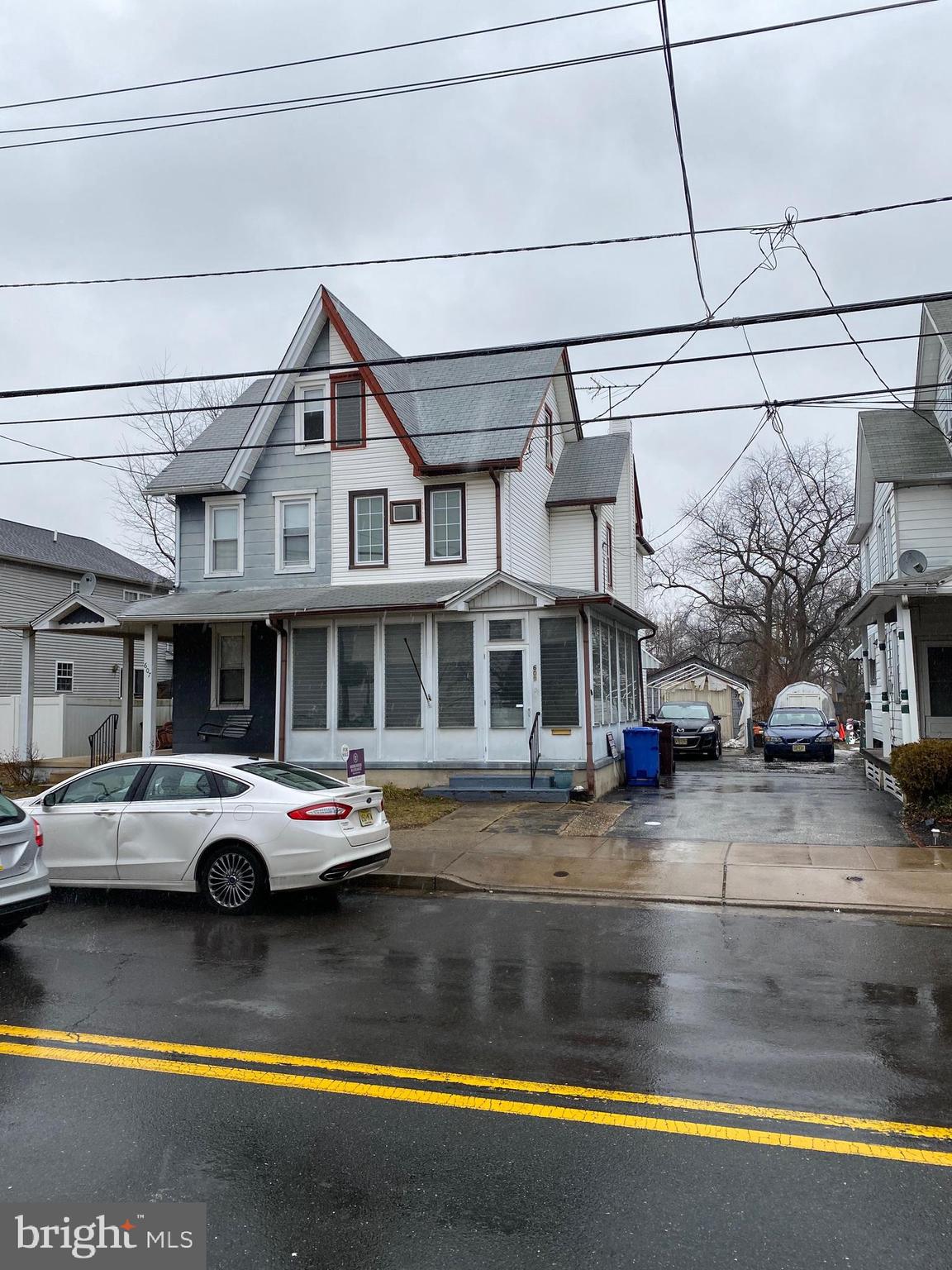 609 Bridgeboro Street Riverside, NJ 08075 - Photo 1 of 6