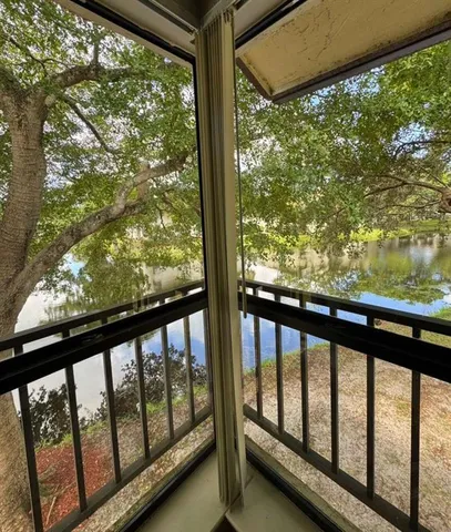 $2,700 | 3167 Cocoplum Circle, Unit 3381, Coconut Creek, FL 33063