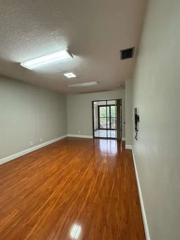 $2,700 | 3167 Cocoplum Circle, Unit 3381, Coconut Creek, FL 33063