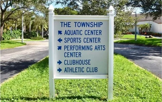 $2,700 | 3167 Cocoplum Circle, Unit 3381, Coconut Creek, FL 33063