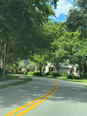 $2,700 | 3167 Cocoplum Circle, Unit 3381, Coconut Creek, FL 33063