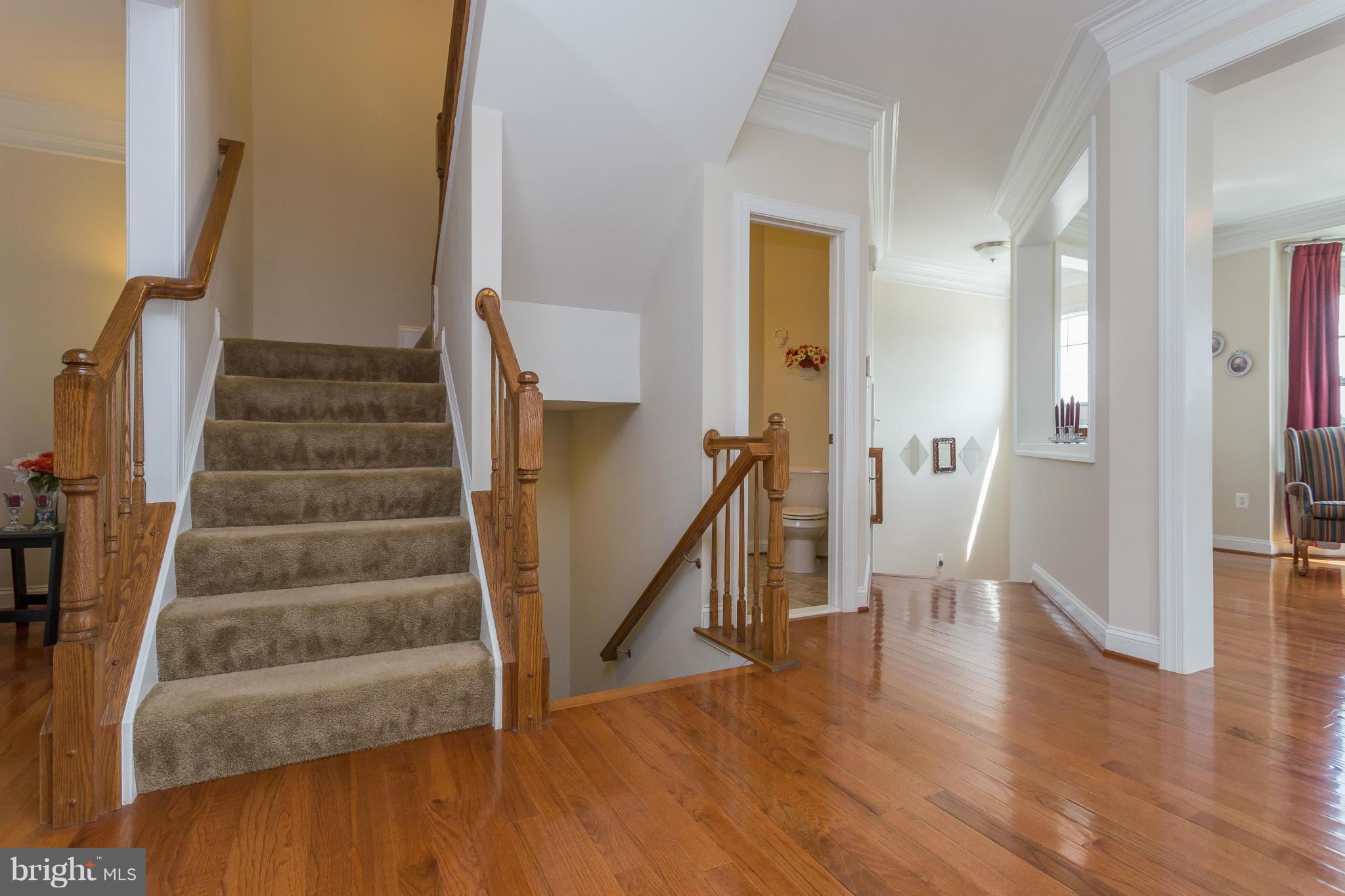 5885 Riverside Drive Woodbridge, VA 22193 - Photo 11 of 24 Staircase to upper level bedrooms