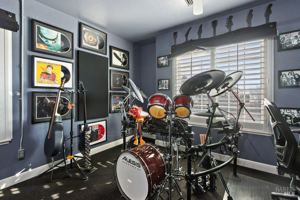 387 Allen Way Benicia, CA 94510 - Photo 32 of 42