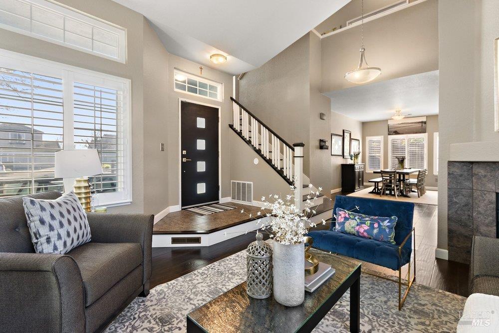 387 Allen Way Benicia, CA 94510 - Photo 7 of 42