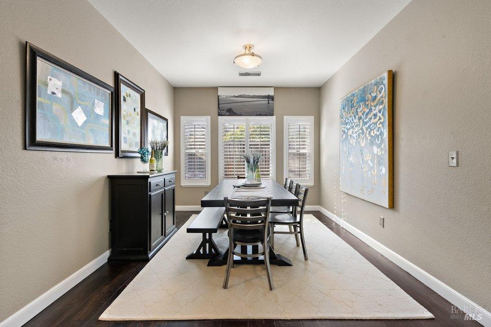 387 Allen Way Benicia, CA 94510 - Photo 9 of 42