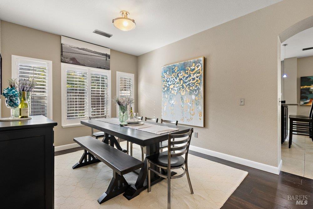 387 Allen Way Benicia, CA 94510 - Photo 10 of 42