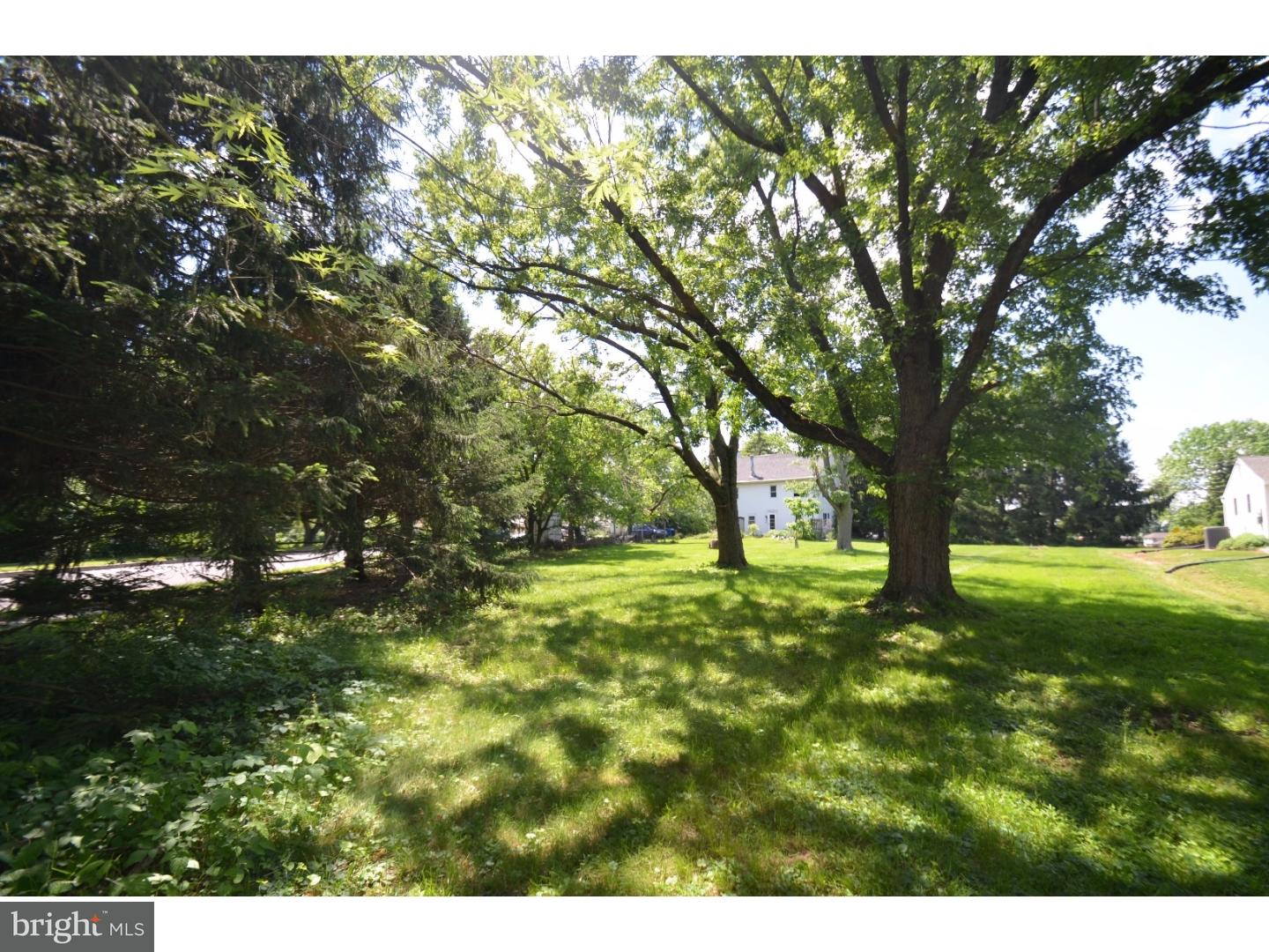 1409 Moyers Road Hatfield, PA 19440 - Photo 10 of 12 Exterior Back