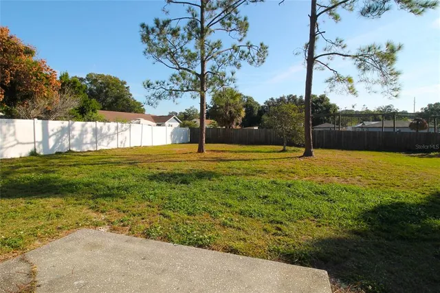 $1,900 | 903 South Disston Avenue, Minneola, FL 34715