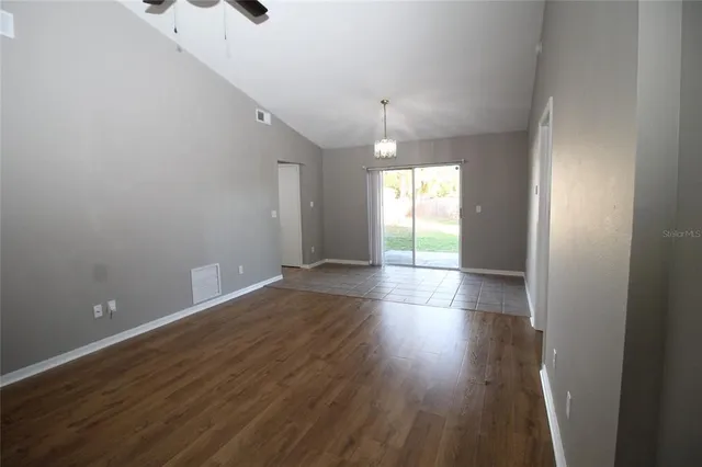 $1,900 | 903 South Disston Avenue, Minneola, FL 34715