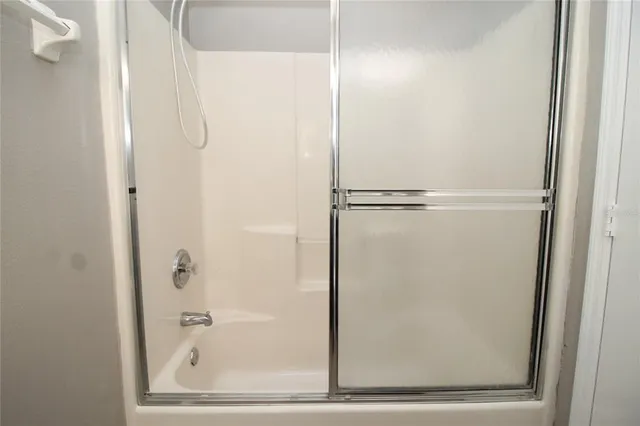 $1,900 | 903 South Disston Avenue, Minneola, FL 34715