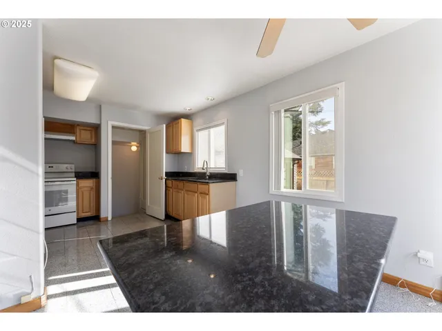 $429,900 | 1408 Northeast 114th Avenue, Portland, OR 97220