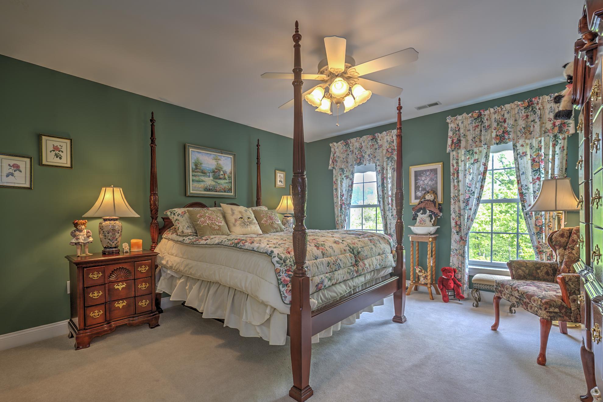 2915 New Ridge Road Elliston, VA 24087 - Photo 18 of 31 Room1